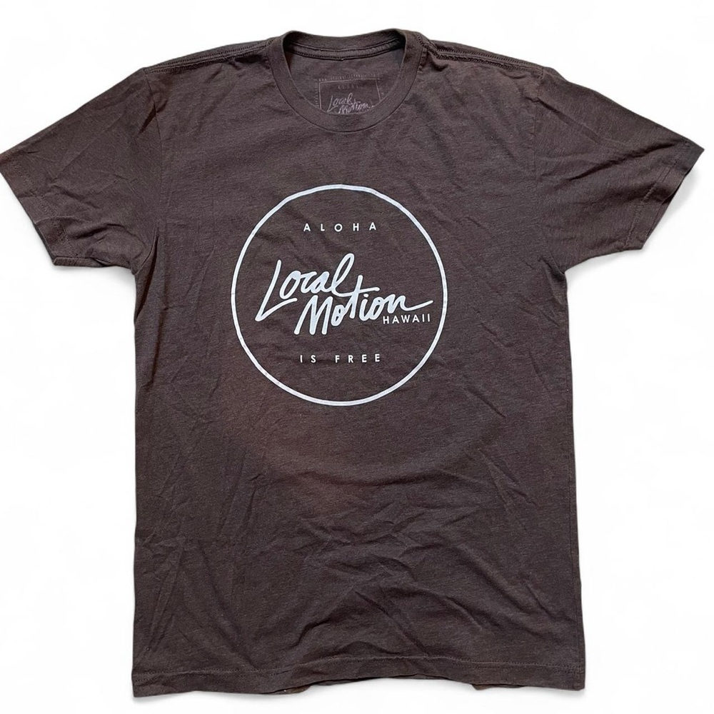 2/$7
Women’s Local Motion Hawaii T-shirt size small in brown.